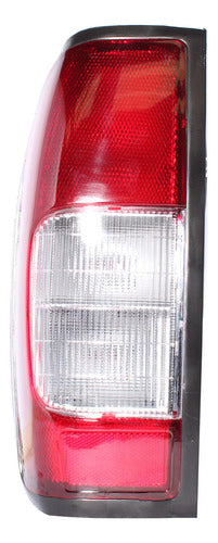 Farol Trasero Izquierdo Nissan Terrano 2.4 Ka24e 1998 1999