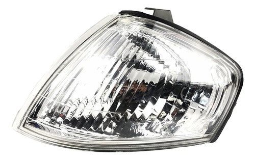 Farol Punta Tapabarro Mazda 323 1999 2000 Izquierdo uierda Blanco