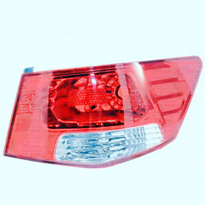 Farol Trasero Derecho Kia Cerato 5 1.6 G4fc 2011 2014