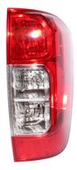 Farol Trasero Derecho Nissan Np300 2.5 Qr25de 2015 2020