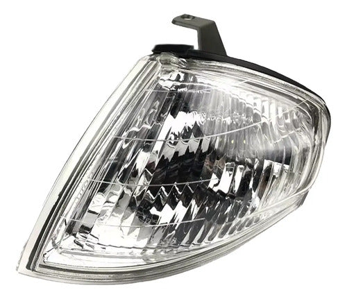 Farol Punta Tapabarro Mazda 323 1999 2000 Izquierdo uierda Blanco