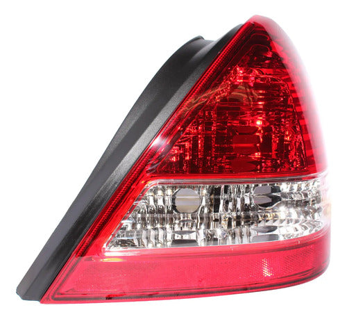 Farol Trasero Nissan Tiida Mexicano Sedan 2010 2014 Derecho Rojo