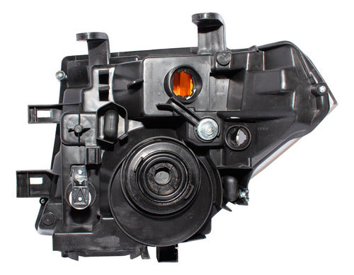Optico Derecho Nissan Navara 2.5 Yd25ddti 2013 2016
