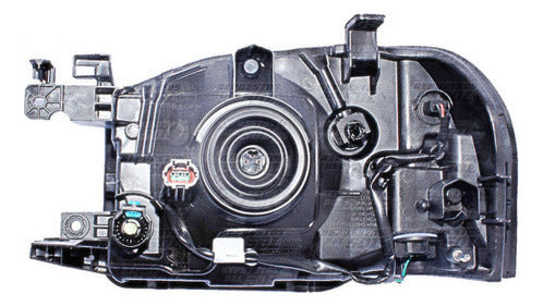 Optico Derecho Nissan Terrano D22 3.2 Qd32 2000 2004