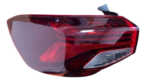 Farol Trasero Chevrolet Onix Sedan 2021 2023 Izquierdo Rojo