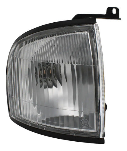 Farol Punta Mazda B2500 4x4 2002 2006 Derecho Blanco
