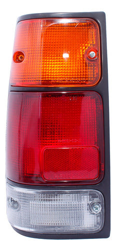 Farol Trasero Izquierdo Chevrolet Luv 2.3 4zd1 1989 1996