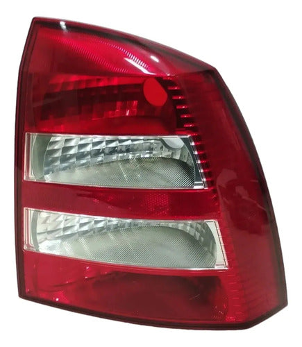 Farol Trasero Chevrolet Astra G Sedan 2003 2006 Derecho Rojo
