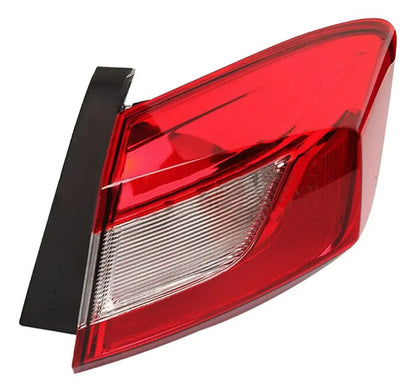 Farol Trasero Ext Chevrolet Cruze Sedan 2016 2019 Derecho Rojo