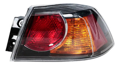Farol Trasero Mitsubishi Lancer 2015 2018 Derecho Rojo