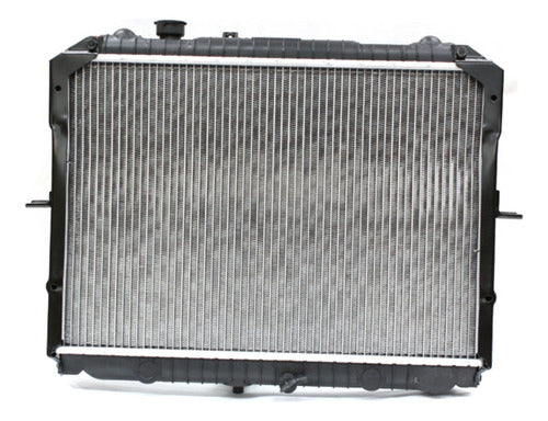 Radiador Motor Besta Ultra 3.0 Fpkd 2000 2006 Mecanico