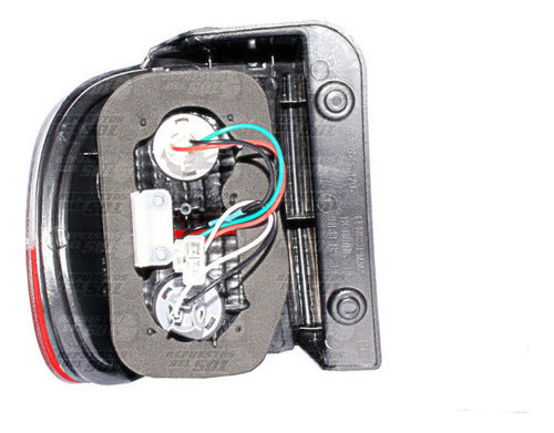 Farol Trasero Exterior Derecho Hyundai Starex 2.5 D4cb 2002 2007