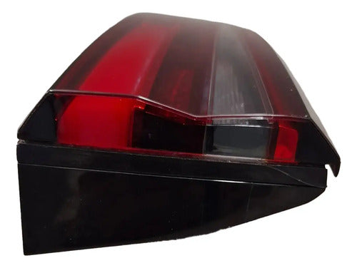 Farol Trasero Interior Chevrolet Sail 2024 2026 Izquierdo Rojo