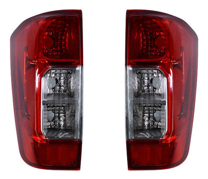 Farol Trasero Nissan Np300 Navara 2.3 2019 2021 Par